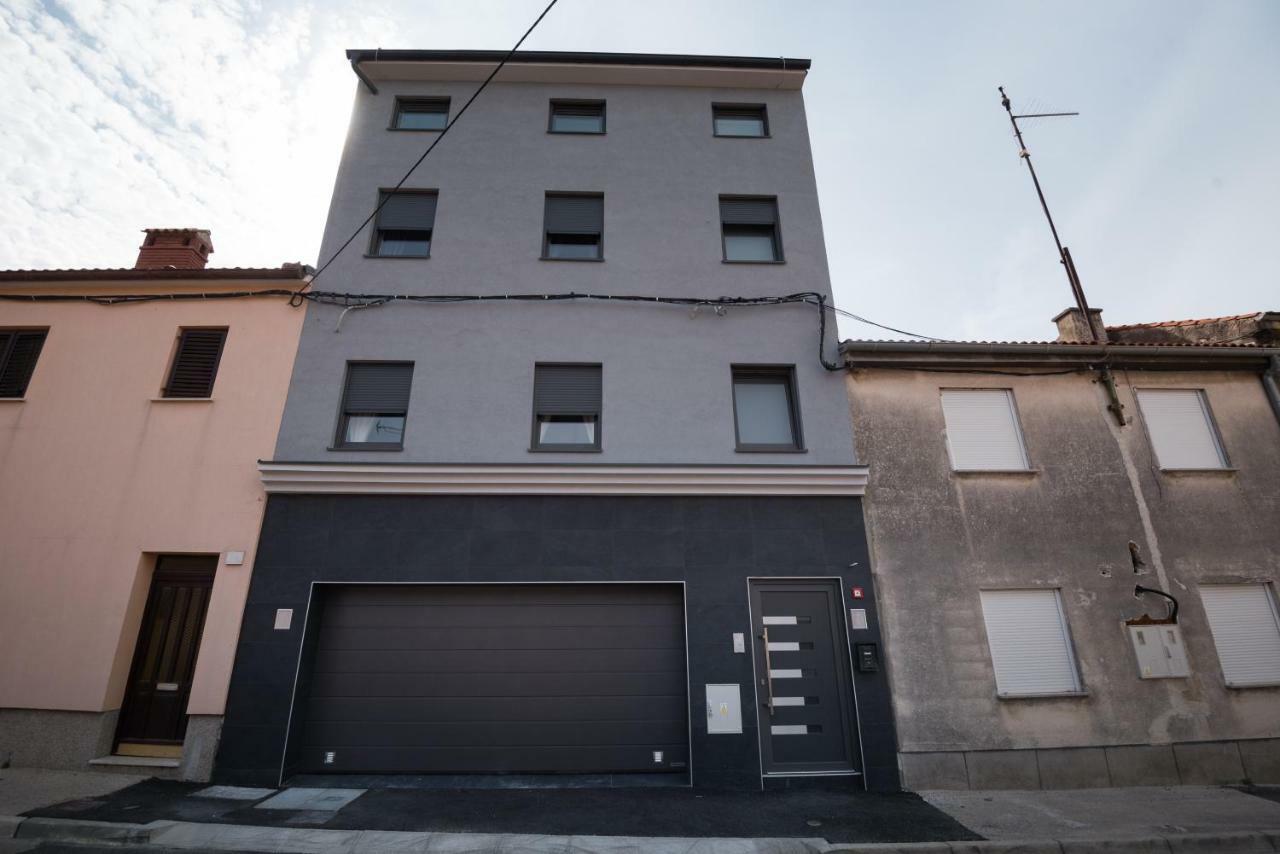 Apartments Dream In Arena 2 Pula Center Free Parking Εξωτερικό φωτογραφία