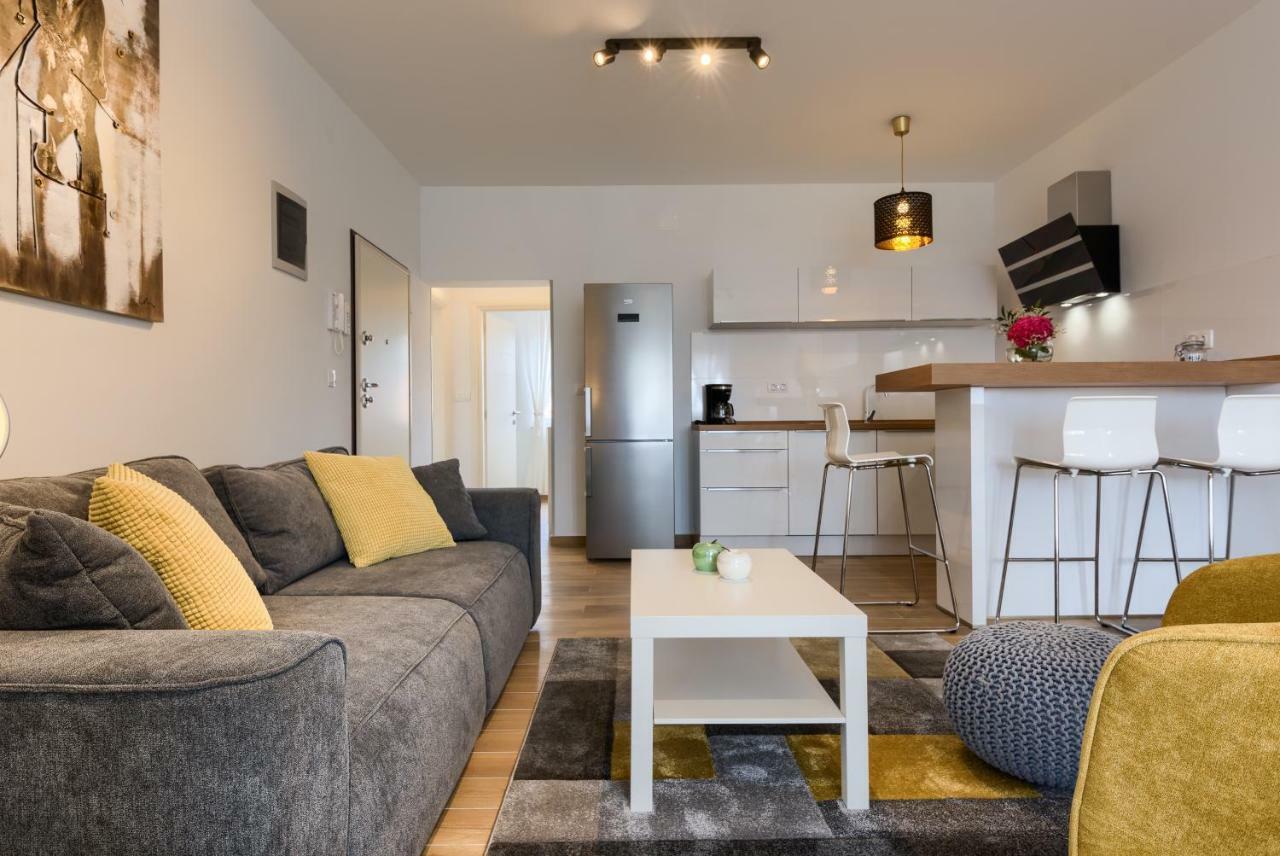 Apartments Dream In Arena 2 Pula Center Free Parking Εξωτερικό φωτογραφία