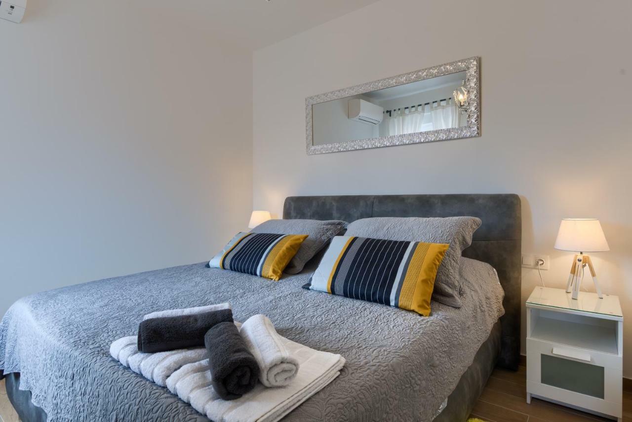 Apartments Dream In Arena 2 Pula Center Free Parking Εξωτερικό φωτογραφία