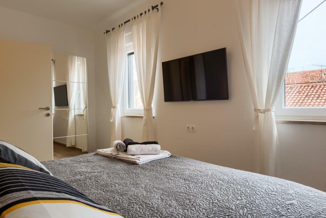 Apartments Dream In Arena 2 Pula Center Free Parking Εξωτερικό φωτογραφία