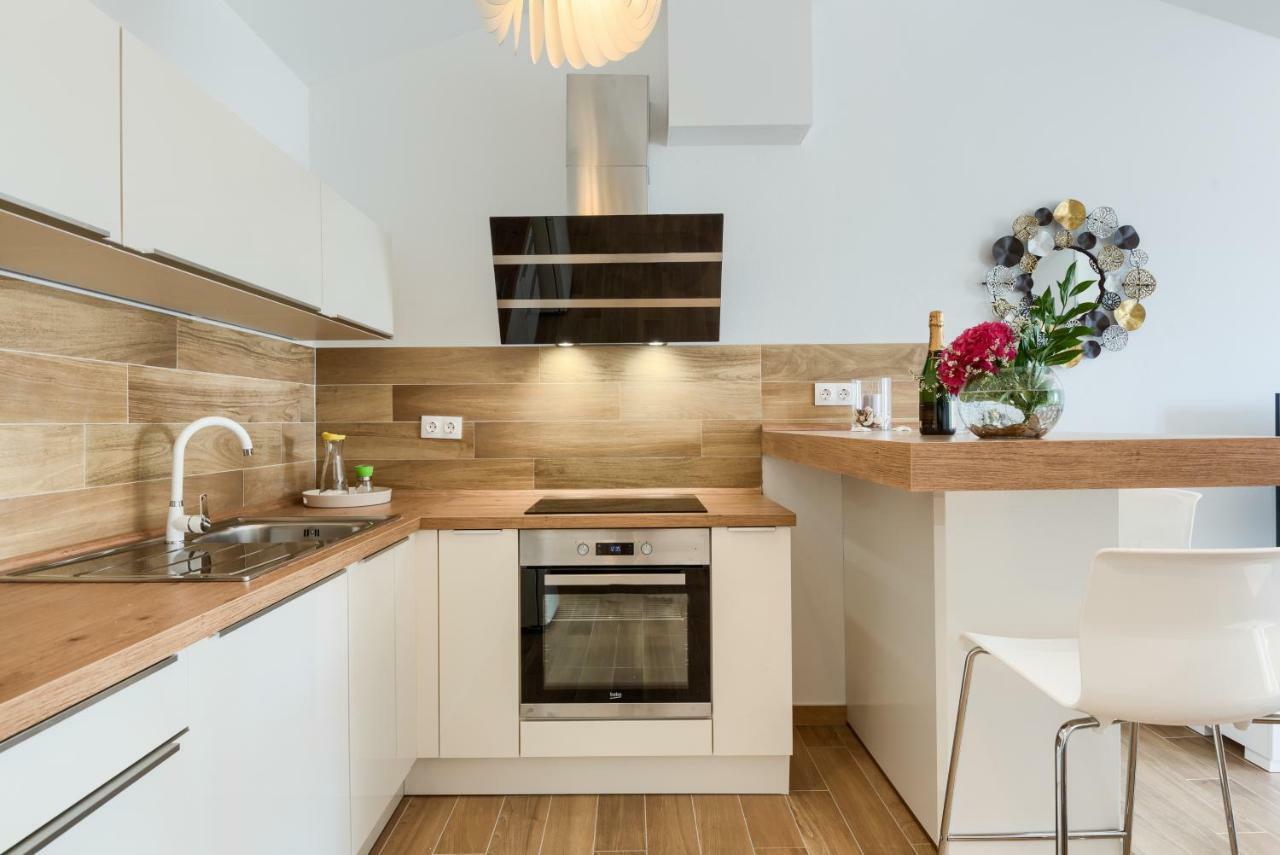 Apartments Dream In Arena 2 Pula Center Free Parking Εξωτερικό φωτογραφία